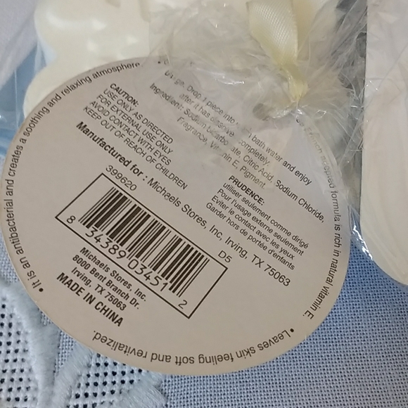 Snowflake ❄️ Bath Fizz (2) - Picture 2 of 2